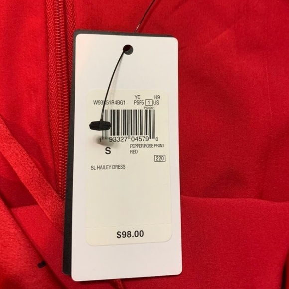 NWT GUESS Floral Slip Dress with Ruffle Bottom Red - Picture 7 of 7